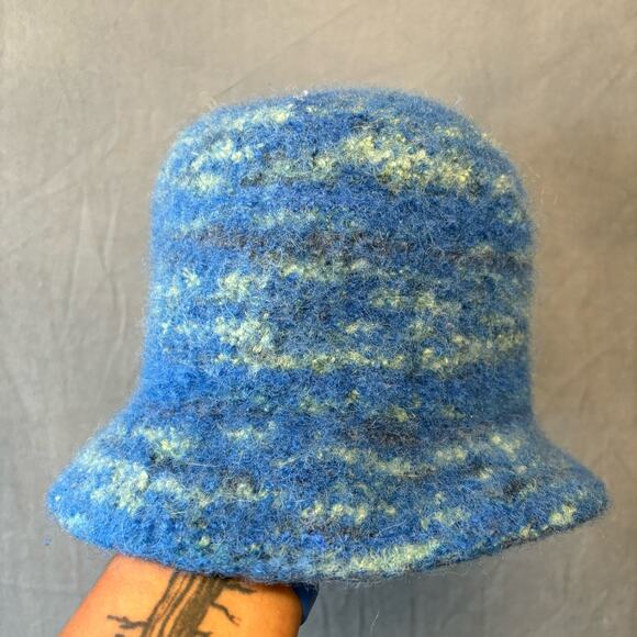 Vintage Hand Made Wool Hat Knit Bucket Soft 90’s Salt n’ Peppa Hip Hop Preppy - Picture 1 of 6